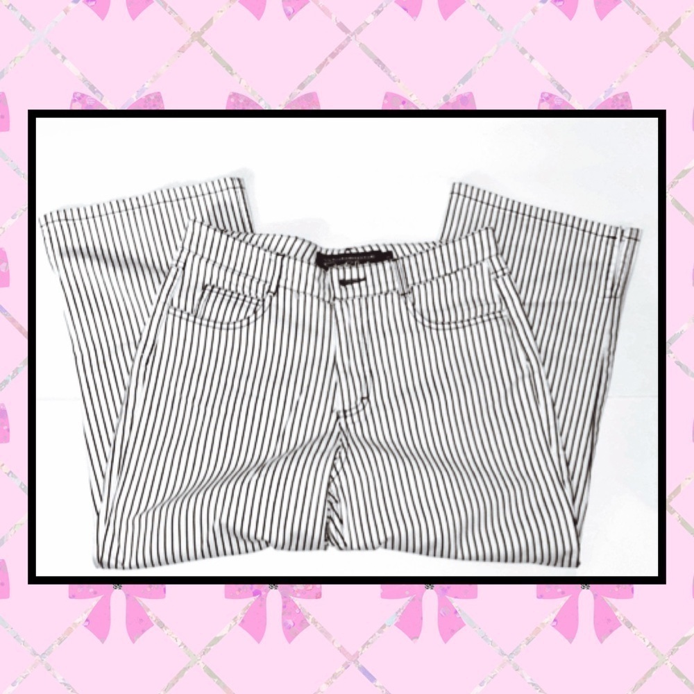 🎀Cheryl Nash Striped Women's Capris Sz 4 🎀Like New